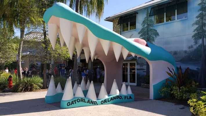 Gatorland Theme Park 5 best florida beaches